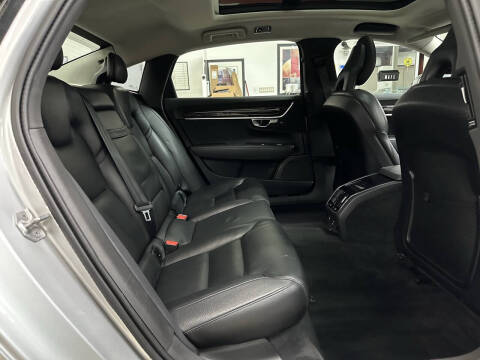 2018 Volvo S90 T5 Momentum