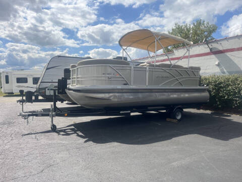 2023 Sylvan Mirage 820