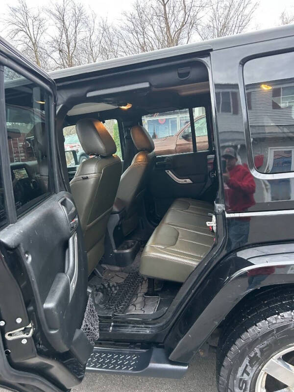 2017 Jeep Wrangler Unlimited Sahara