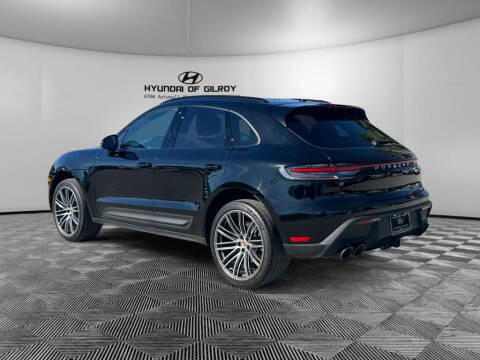 2023 Porsche Macan T