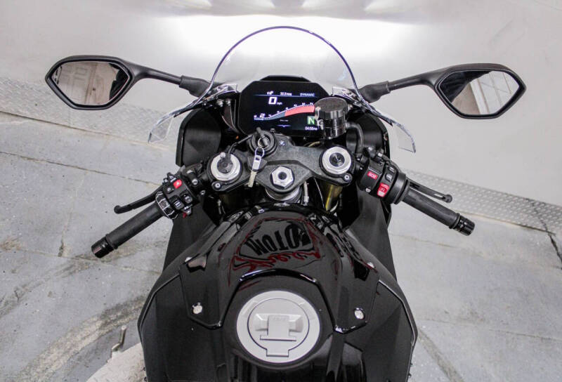 2024 BMW S 1000 RR
