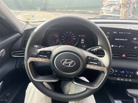 2023 Hyundai Elantra