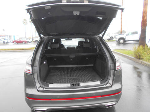 2020 Lincoln Nautilus Reserve