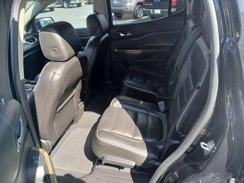 2019 GMC Acadia Denali