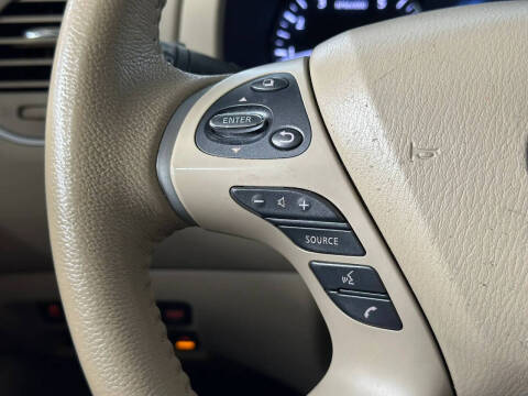 2013 Nissan Pathfinder Platinum