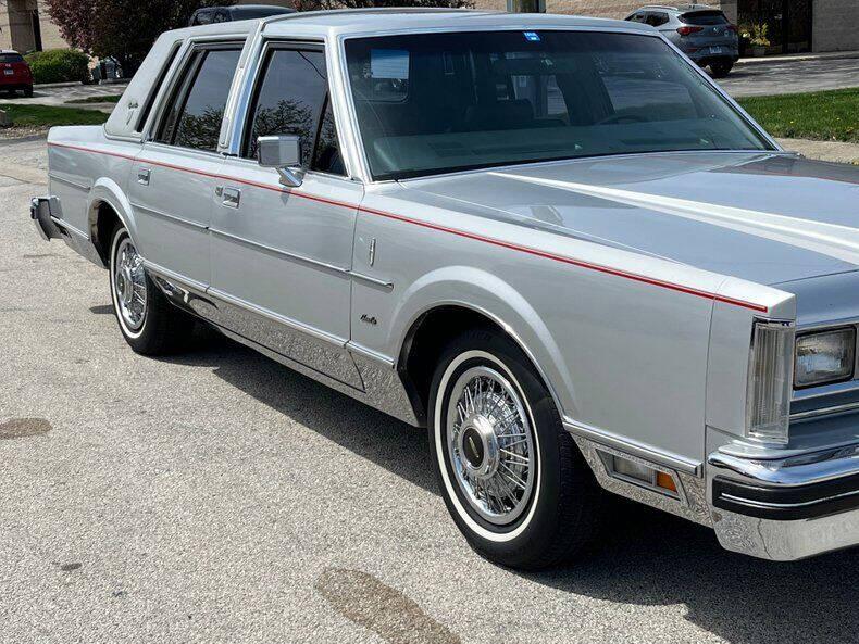 1984 Lincoln Town Car