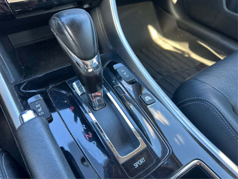 2017 Honda Accord Hybrid EX-L