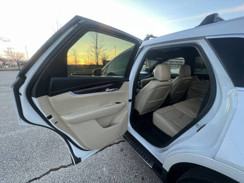 2018 Cadillac XT5 Luxury