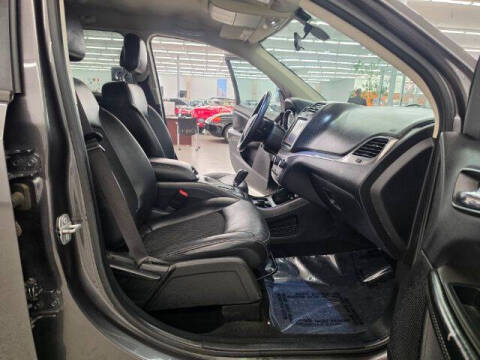 2018 Dodge Journey Crossroad