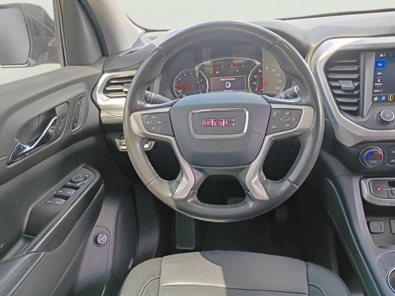 2020 GMC Acadia SLT