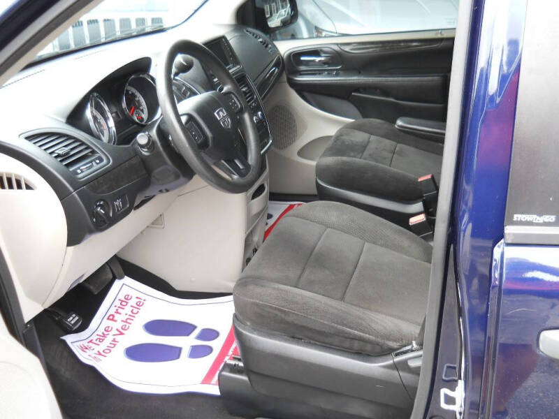 2013 Dodge Grand Caravan American Value Package