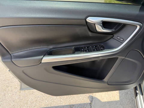 2017 Volvo S60 T5 Dynamic