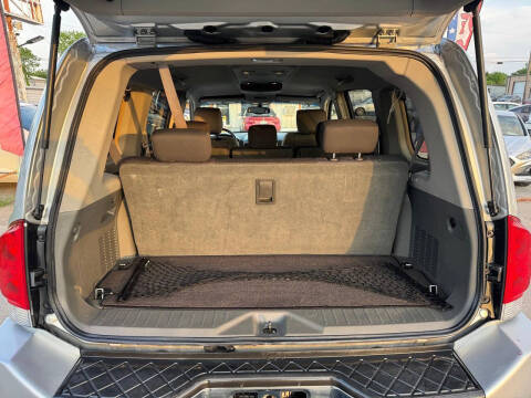 2005 Nissan Armada SE