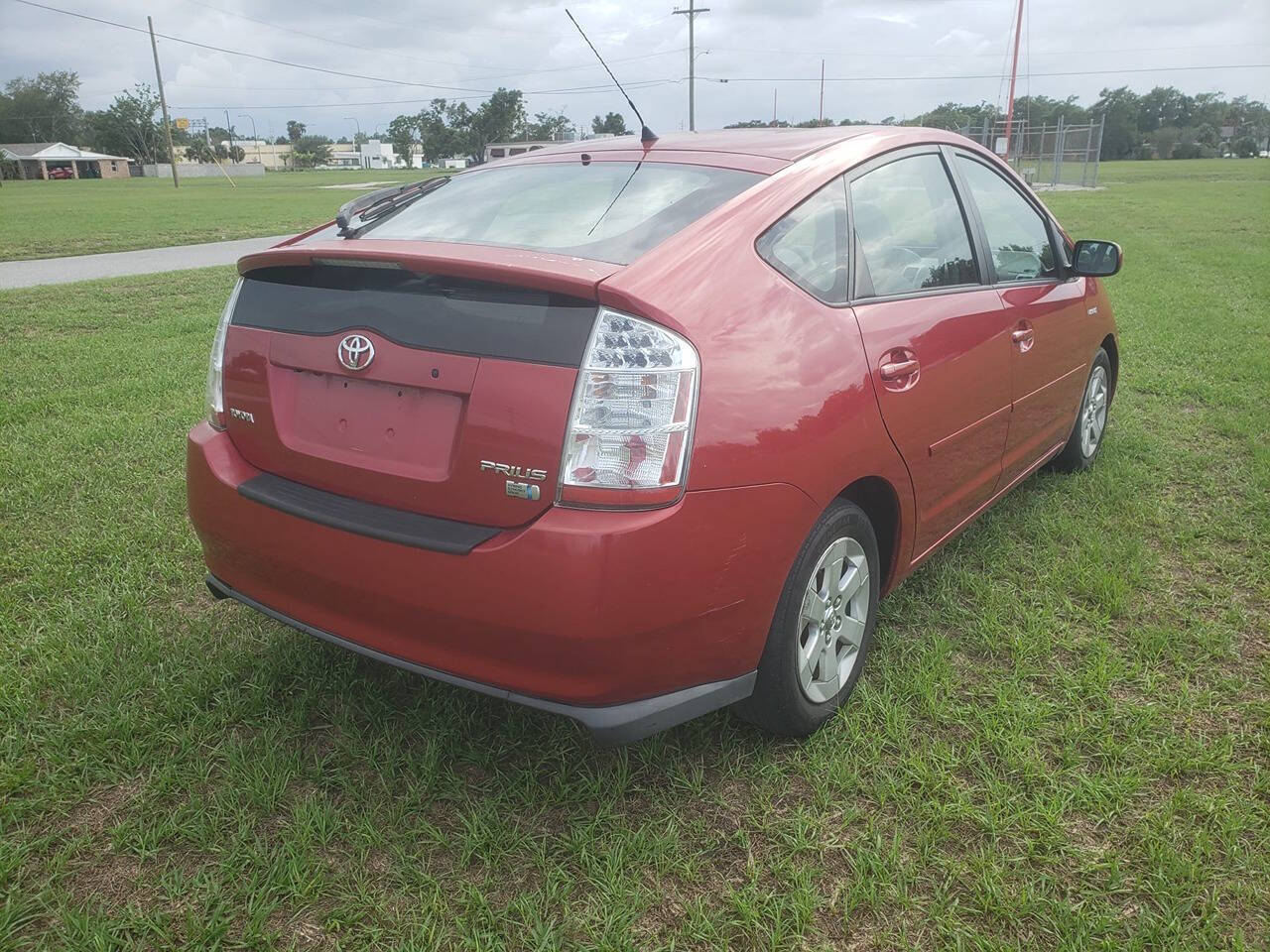 2007 Toyota Prius for sale at We Buy & Sell Cars Inc in Orlando, FL