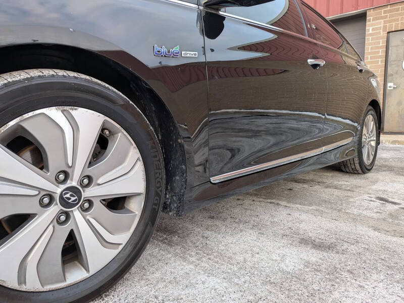 2015 Hyundai Sonata Hybrid Limited