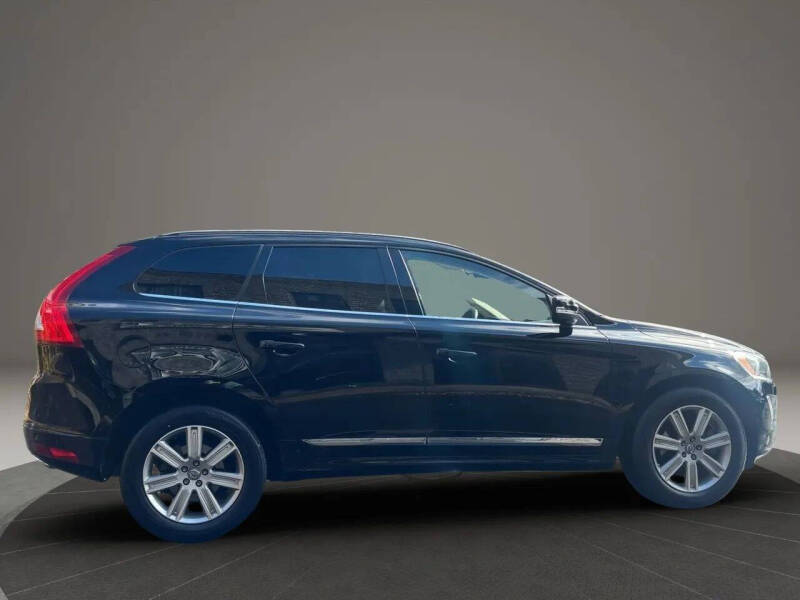 2016 Volvo XC60 T6 Drive-E