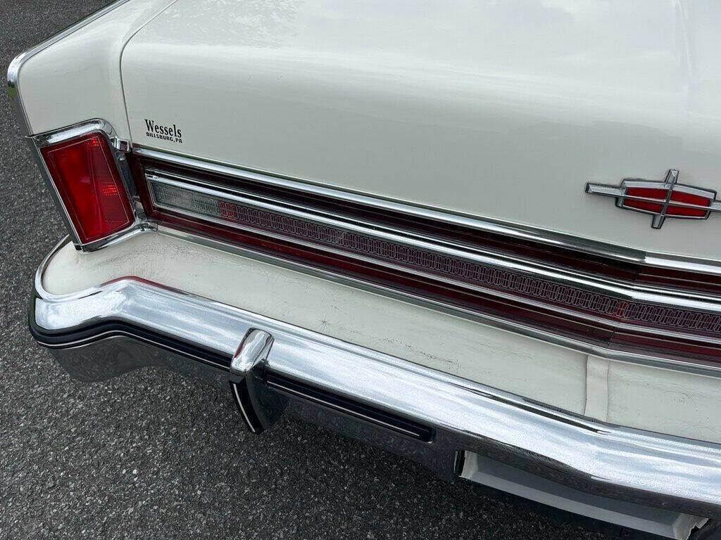 1976 Lincoln Continental 9