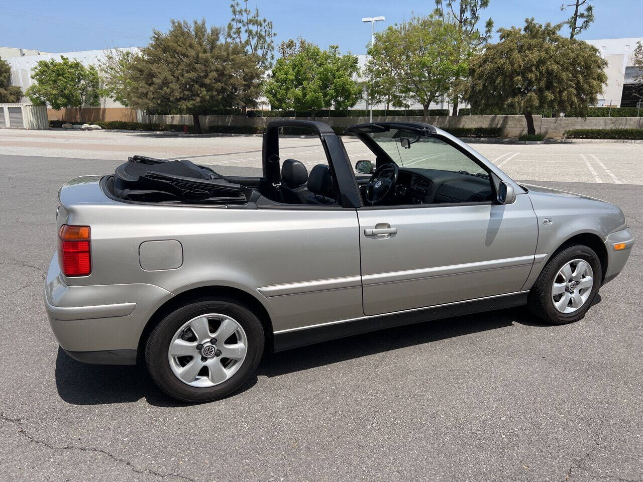 2001 Volkswagen Cabrio for sale at ZRV AUTO INC in Brea, CA