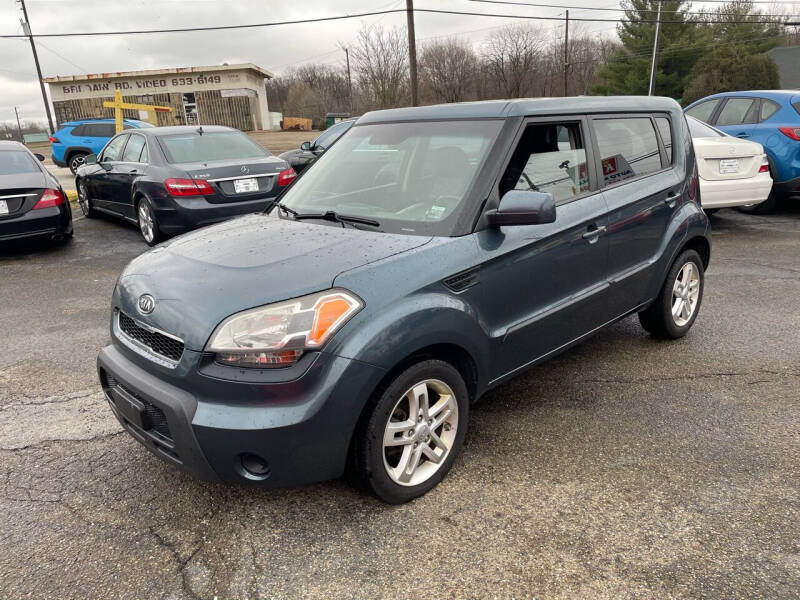 2011 Kia Soul +
