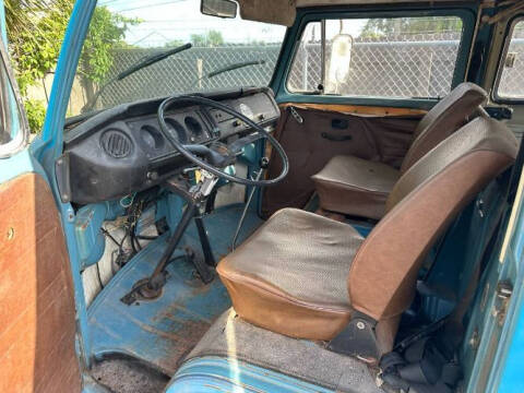 1977 Volkswagen Bus