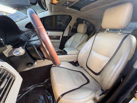 2015 Jaguar XF 3.0 Sport