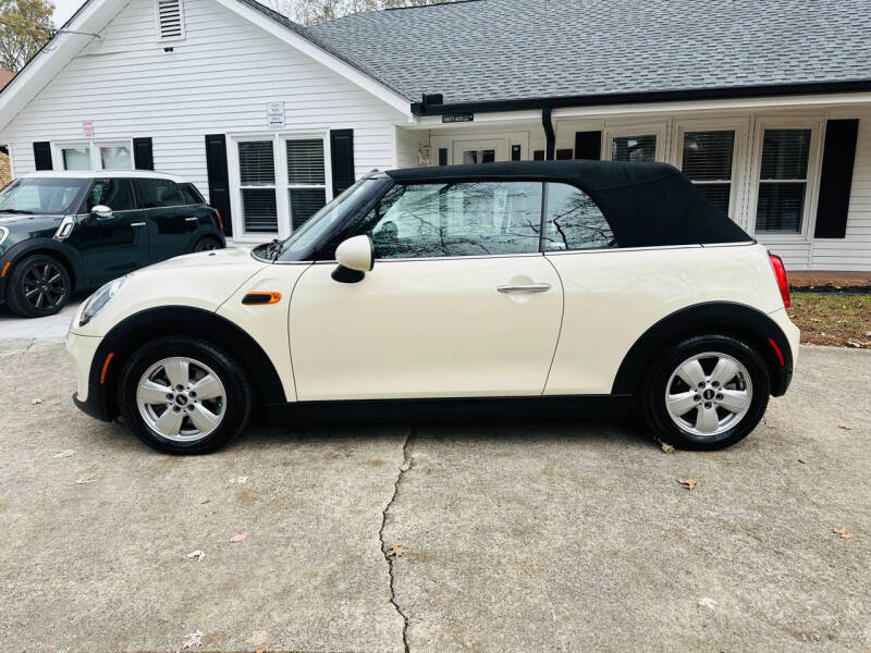 2019 MINI Convertible Base photo 8