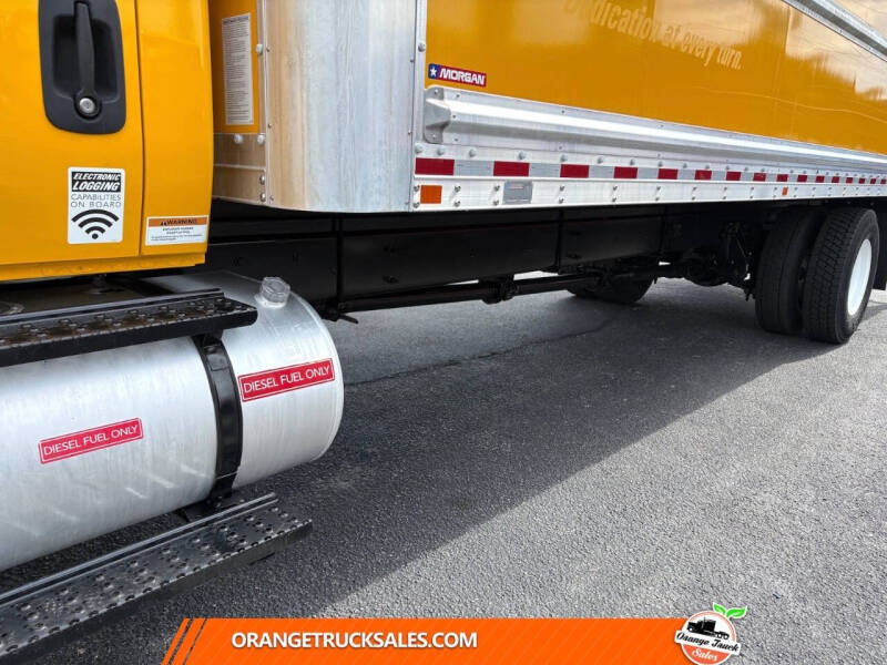 2019 International DuraStar 4300