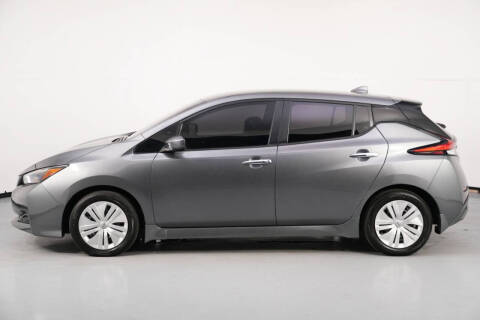 2025 Nissan LEAF S