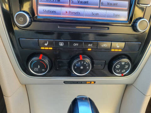 2013 Volkswagen Passat SE PZEV