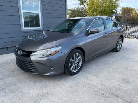 2016 Toyota Camry for sale at H & H AUTO SALES in San Antonio TX