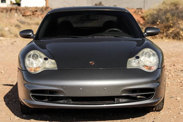 2003 Porsche 911 Carrera