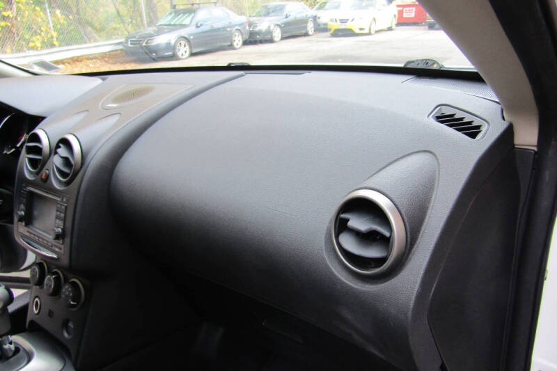 2013 Nissan Rogue SV w/SL Package