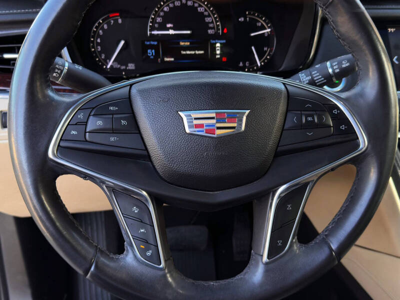 2017 Cadillac XT5 Premium Luxury