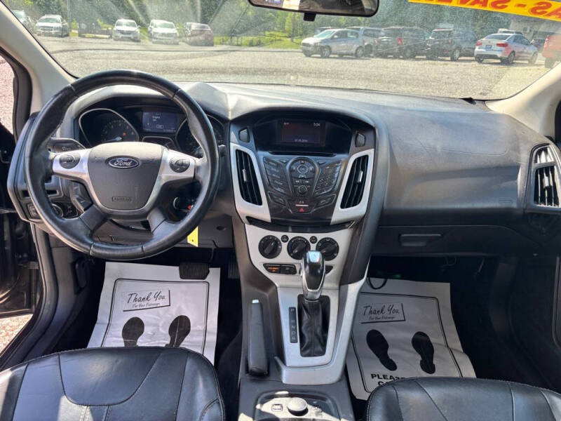 2014 Ford Focus SE