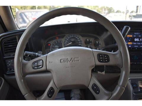 2003 GMC Yukon Denali