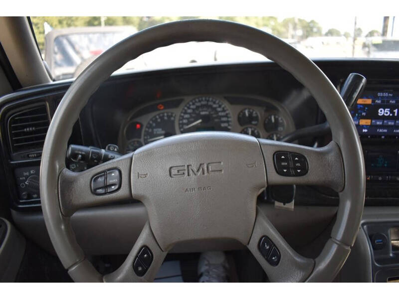 2003 GMC Yukon Denali