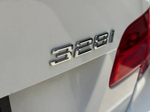 2012 BMW 3 Series