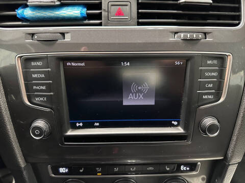 2016 Volkswagen e-Golf SE