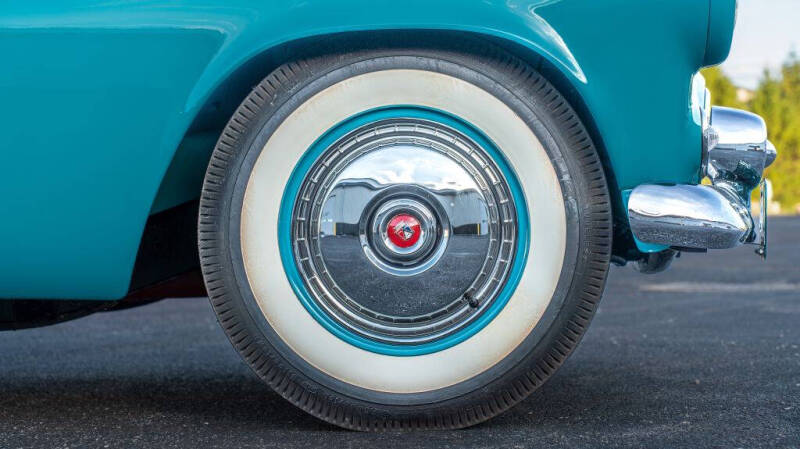 1956 Ford Thunderbird