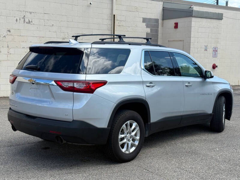 2021 Chevrolet Traverse LT Leather