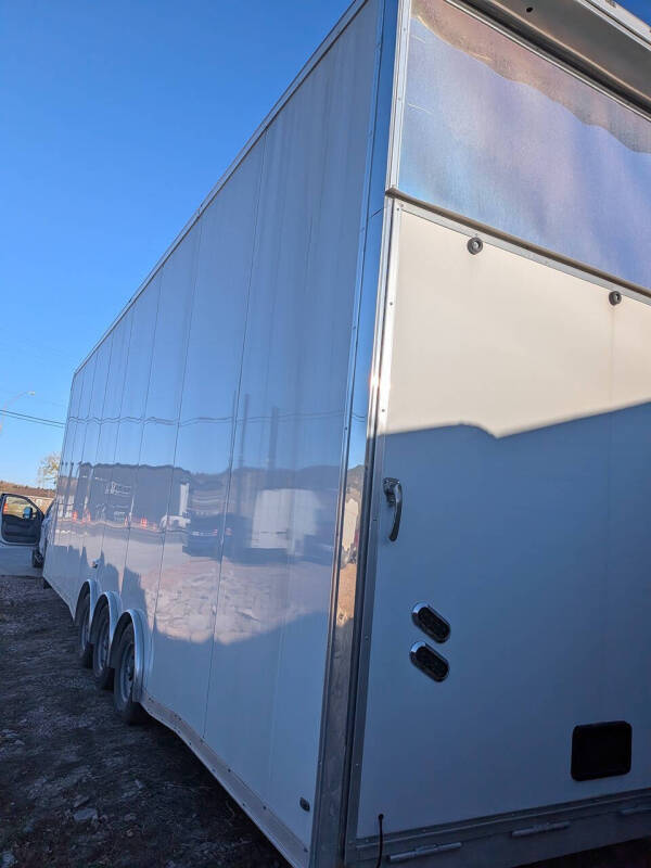 2025 Forest River 34" Alum. Stacker