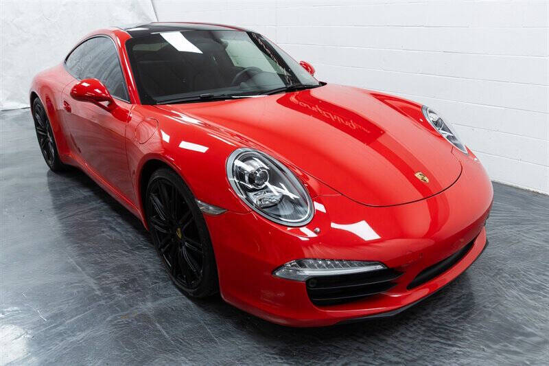 2015 Porsche 911 Carrera