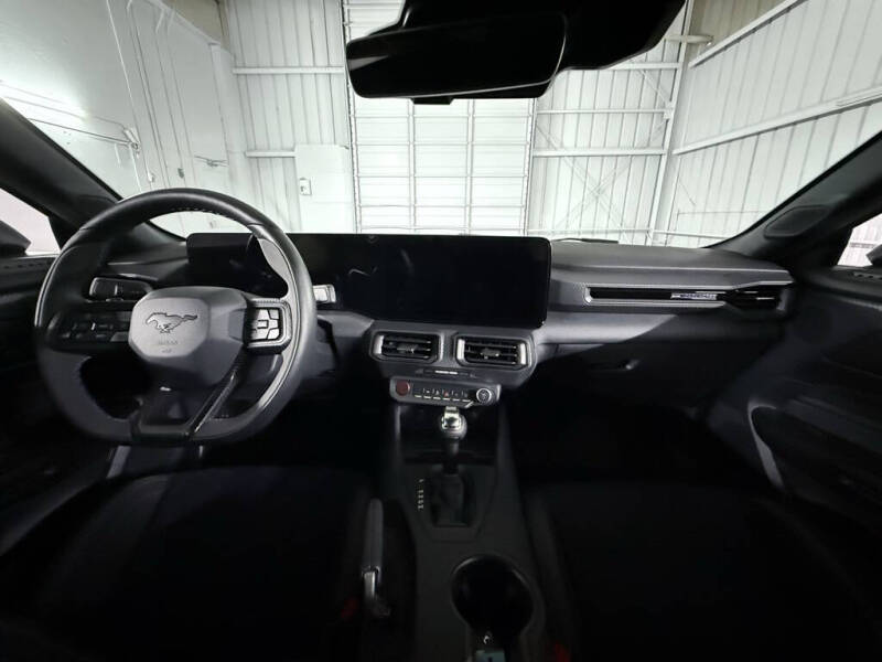 2024 Ford Mustang Dark Horse