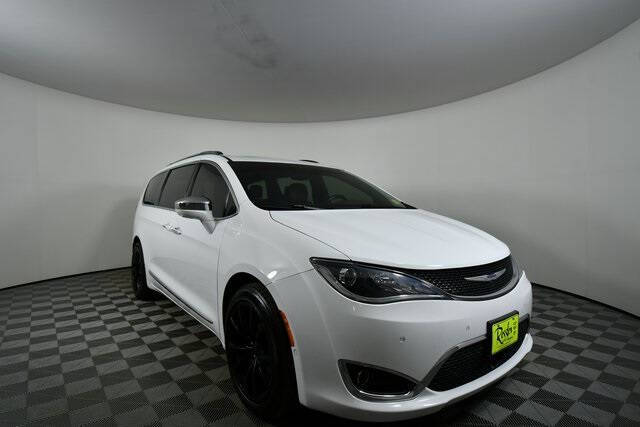 2020 Chrysler Pacifica Limited