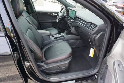 2026 Ford Escape Hybrid ST-Line Elite