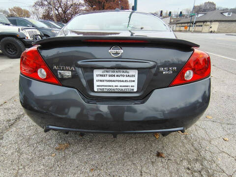 2010 Nissan Altima 3.5 SR