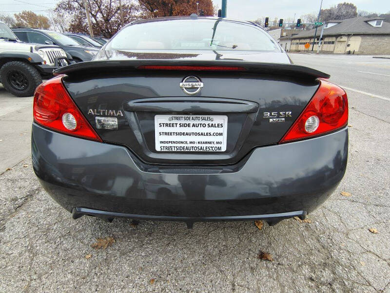 2010 Nissan Altima 3.5 SR