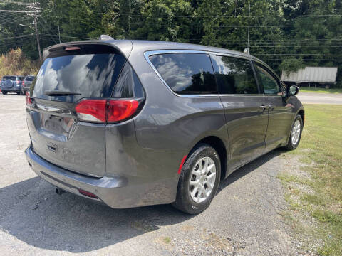 2017 Chrysler Pacifica LX