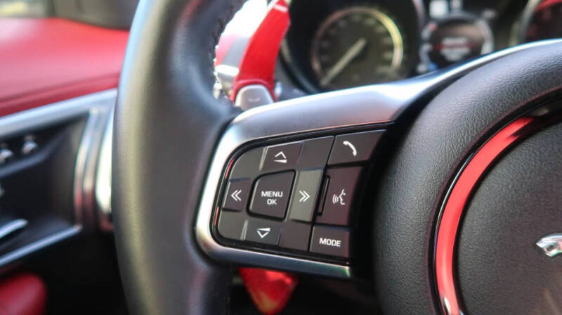 2020 Jaguar F-TYPE R