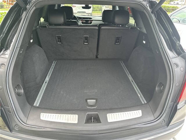 2022 Cadillac XT5 Premium Luxury